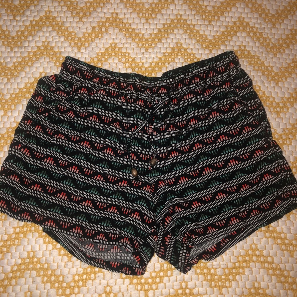 Women’s old navy flowy shorts